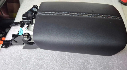 Apoio Braço Console Central Byd King 1.5 2026 Preto - Imagem 5