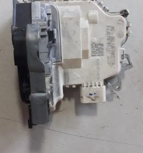 Fechadura Porta Traseira Direita Audi Q3 2014/2018