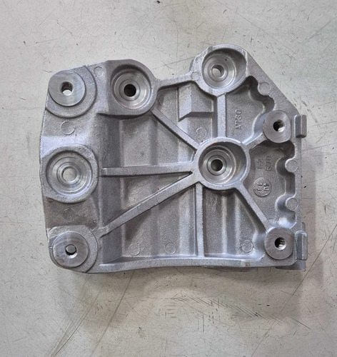 Suporte Compressor Mitsubishi Pajero Sport 2.4 2025 - Imagem 3