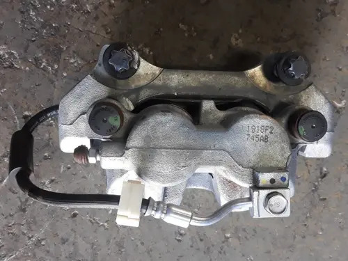 Pinça De Freio Dianteira Esquerda Jeep Cherokee 3.6 V6 2018 - Imagem 4