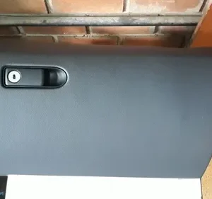 Tampa Porta Luvas Mercedes C180 Cgi Exclusive 2019