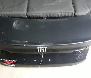 Tampa Traseira Fiat Cronos 2018/2019 Preto