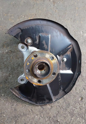 Montante Cubo Dianteiro Esquerdo Volvo Xc40 1.5 2022