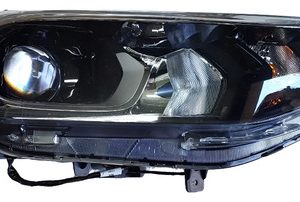 Farol Lado Direito Gm Tracker Ltz 2021 Direito