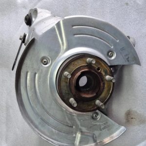 Cubo De Roda Montante Traseiro Direito Jaguar Xe 2.0 2018