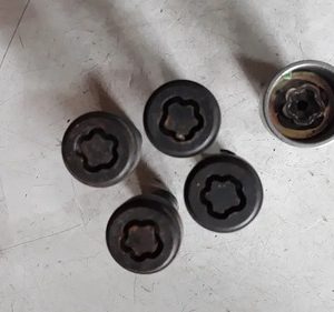 Parafuso Segredo Anti Furto Bmw 320i 2014/2017