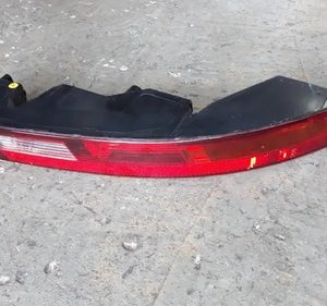 Refletor Olho De Gato Traseiro Direito Audi Q3 2016/2019