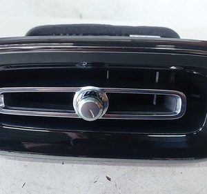 Difusor Ar Painel Lado Esquerdo Volvo Xc40 R-design 2022