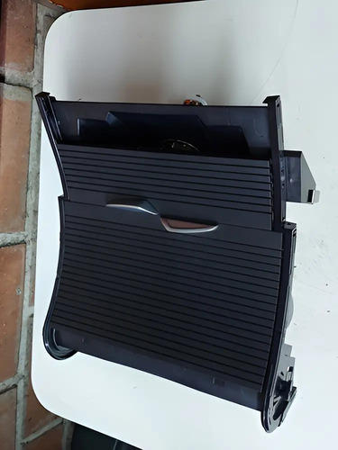 Porta Objetos Console Central Bmw X1 2022 - Imagem 2