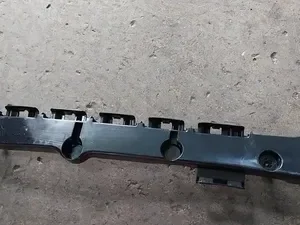 Guia Parachoque Traseiro Esquerdo Jeep Grand Cherokee 2018