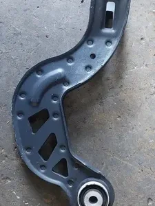 Braço Curvo Suspensão Traseira Mercedes Cla 250 A2463501006