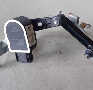 Sensor Nível Suspensão Traseiro Volvo Xc40 1.5 3cc 2022