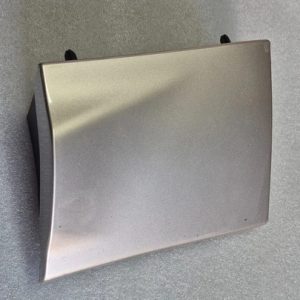 Acabamento Spoiler Direito Volvo Xc60 T8 2023/2024 Bege