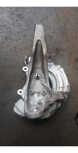 Montante Cubo Dianteiro Esquerdo Bmw 550i 4.4 V8 2012