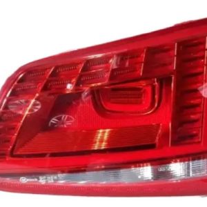 Lanterna Tampa Traseira Direita Vw Touareg 3.6 V6 2017