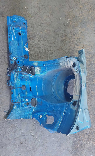 Caixa Roda Ponta Longarina Esquerda Bmw X2 S-drive 2.0 2019 Azul