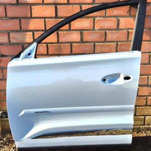 Porta Dianteira Esquerda Chery Tiggo 8 Pro 2025/2026 Dianteira Esquerdo Branco