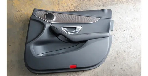 Forró De Porta Dianteiro Direito Mercedes C180 Cgi Exclusive - Imagem 2