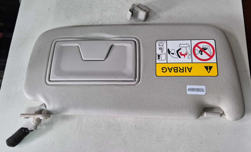 Quebra Sol Direito Mitsubishi Pajero Sport 2.4 2025