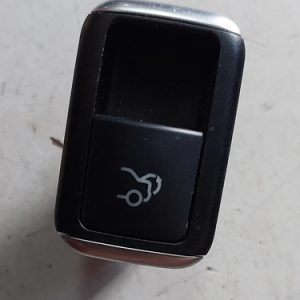 Botão Abertura Porta Malas Cla 250 2015