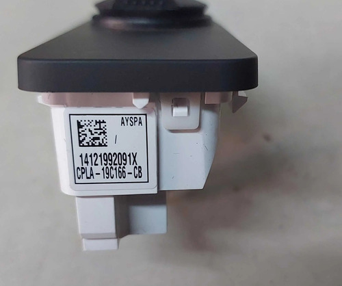 Tomada 12v Usb Jaguar Xfr 5.0 V8 510cv 2015 - Imagem 4
