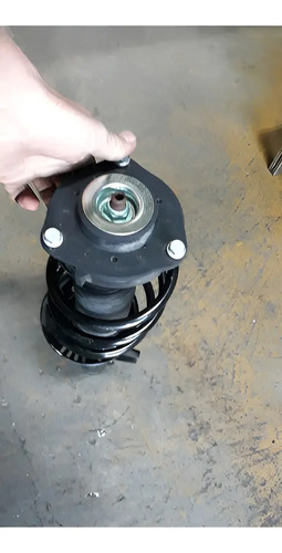 Amortecedor Coxim Dianteiro Direito Audi Q3 2.0 2015 Usado - Imagem 4