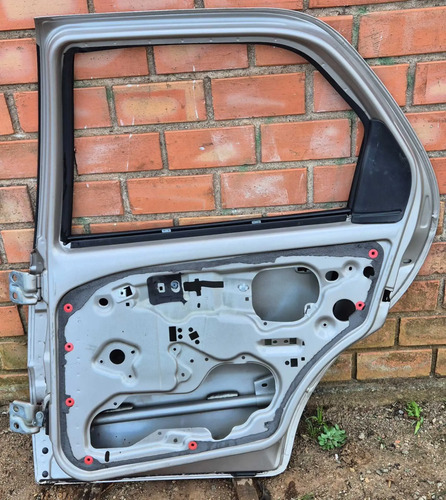 Porta Traseira Direita Fiat Palio Elx 2010/2011 Traseira Direita Dourado - Imagem 5