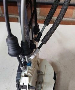 Fechadura Porta Dianteira Direita Jepp Commander 2022