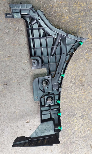 Guia Parachoque Traseiro Esquerdo Volvo Xc60 2020 - Imagem 2