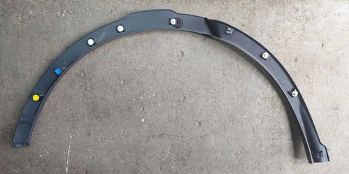 Moldura Paralama Traseiro Esquerdo Discovery Sport 2015/2019