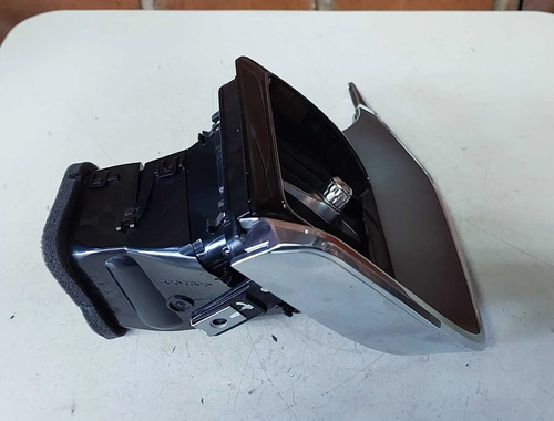 Difusor Ar Lado Esquerdo Volvo Xc60 D5 Momentum 2020 - Imagem 4