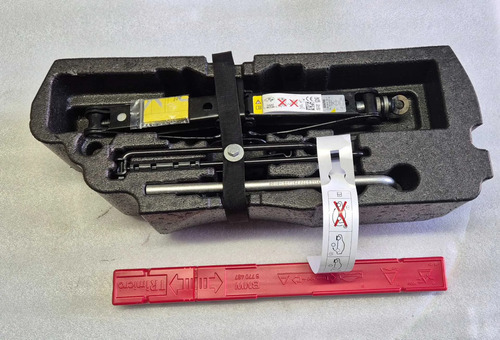 Kit Macaco Chave Roda Bmw X2 M35i 2025 Sem Uso