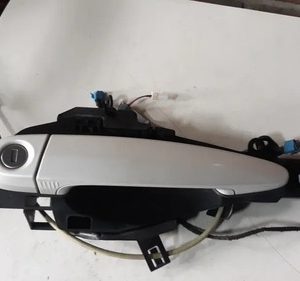 Maçaneta Externa Dianteira Esquerda Bmw X4 X-drive 28i 2016 Branco Dianteira