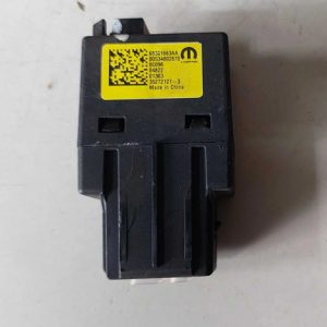 Tomada Usb Jeep Commander 2022 68381663aa