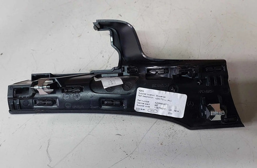 Acabamento Esquerdo Aço Escovado Mercedes Glc 250 2.0 2018 - Imagem 4