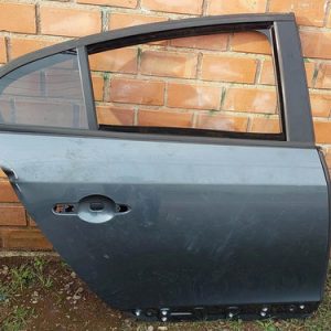 Porta Traseira Direita Renault Fluence 2011/2017 Traseira Direito Azul-petróleo