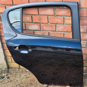 Porta Traseira Direita Fiat Palio Atractive 2015/2016 Traseira Direita Preta