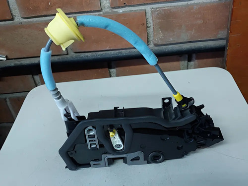 Fechadura Porta Traseira Esquerda Bmw 320i G20 2020/2023 - Imagem 2