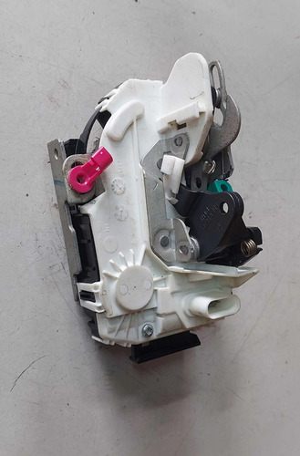 Fechadura Porta Traseira Esquerda Dodge Ram 2500 3500 2022