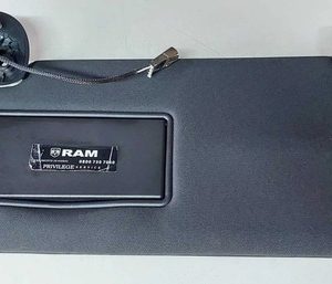 Quebra Sol Esquerdo Dodge Ram Longhorn 3500 2022