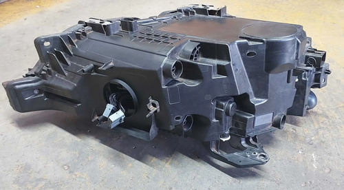 Carcaça Farol Lado Esquerdo Volvo Xc60 D5 2018/2019 - Imagem 4