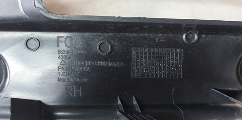 Moldura Milha Direita Dodge Ram Laramie 2500 2023 Preto Direito - Imagem 4