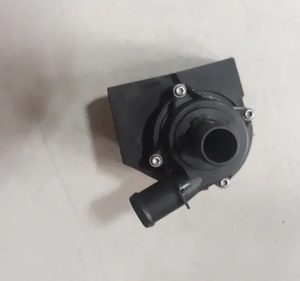 Bomba De Água Auxiliar Original Audi Q3 1.4 Tfsi 2019