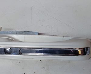 Maçaneta Externa Dianteira Direita Dodge Ram 3500 2022 Branca Dianteira