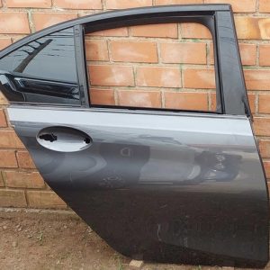 Porta Traseira Direita Bmw 320i G20 M Sport 2022 Traseira Direito Cinza