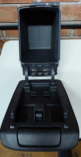 Apoio Braço Console Central Tracker 1.0 3cc 2021 Preto - Imagem 2