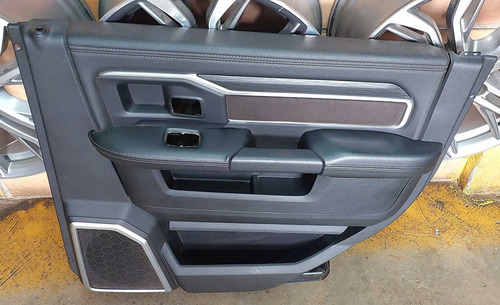 Forro De Porta Traseiro Direito Dodge Ram 2500 2023 - Imagem 5