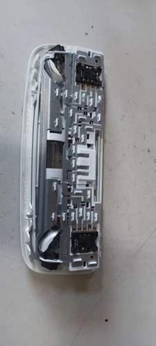 Luz De Teto Cortesia Traseira Mercedes Cla 250 2.0 2015 - Imagem 2