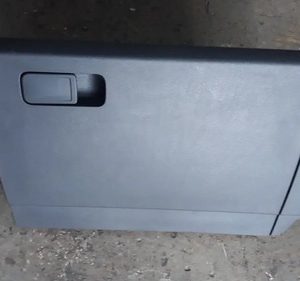 Tampa Porta Luvas Jetta R-line 2019/2020