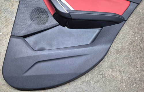 Forro De Porta Traseiro Direito Bmw X2 M35i 2025/2026 - Imagem 2